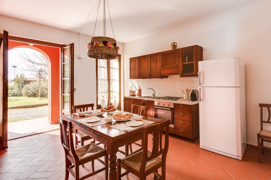 Country House Podere Le Rane Felici Fauglia ภายนอก รูปภาพ